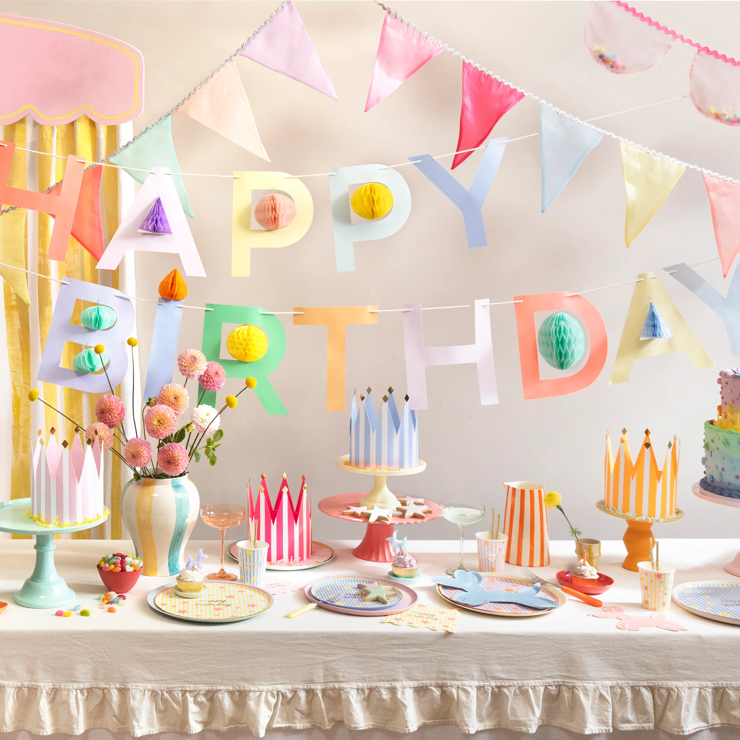 Balloon Dog Plates (x 8) - Image 2