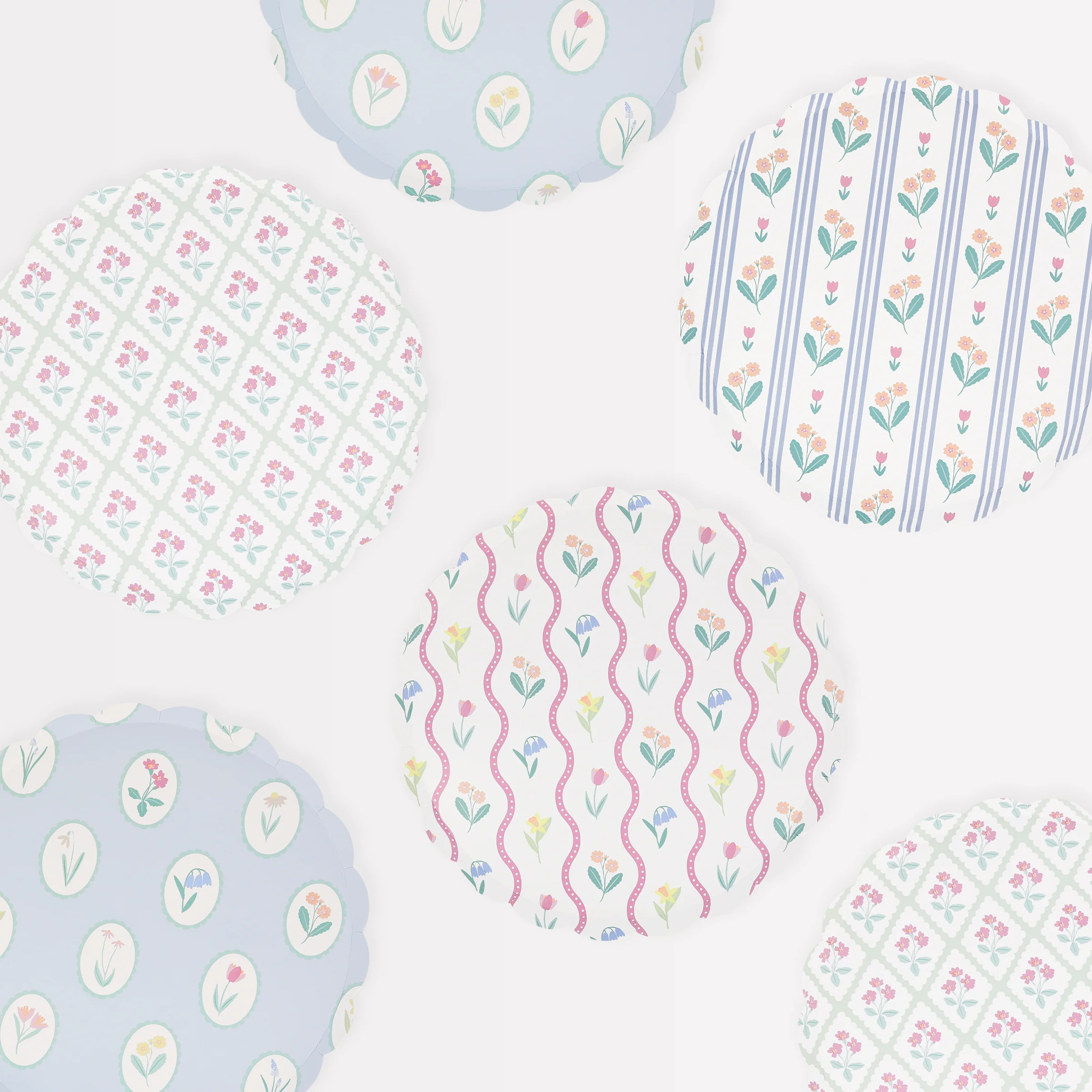 Bloomsbury Floral Pattern Side Plates (x 8)