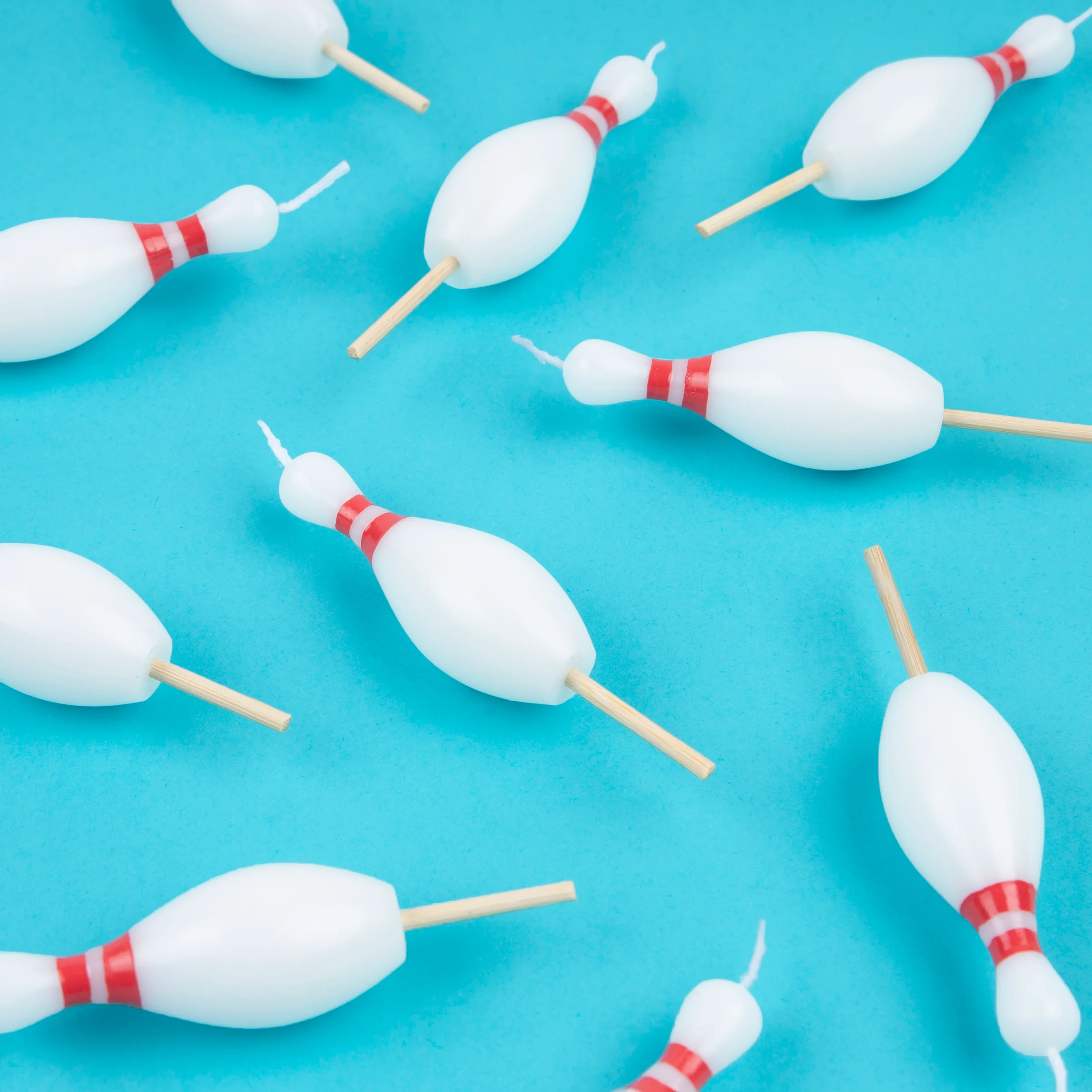 Bowling Pin Candles (x 10) - Image 3