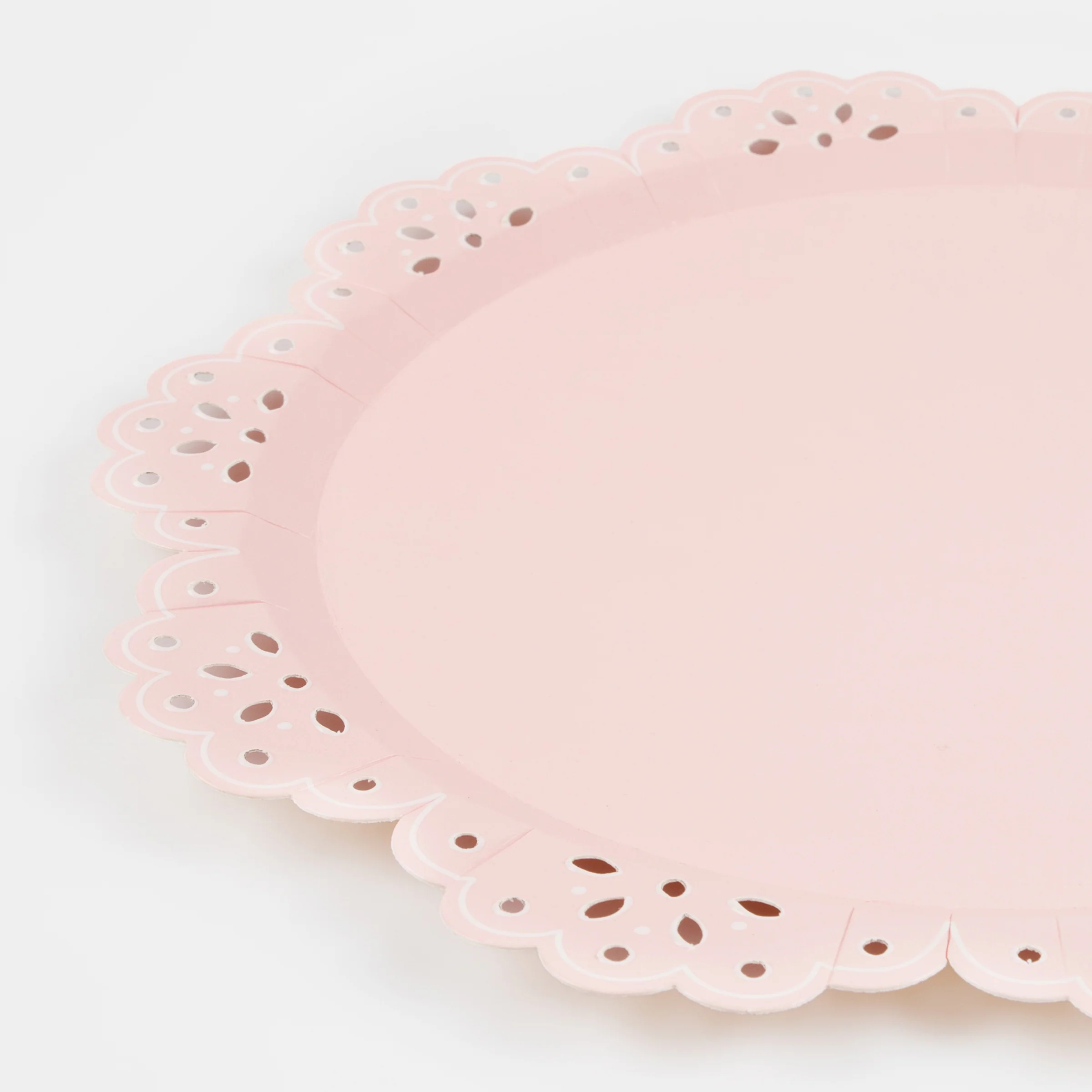 Broderie Anglaise Lace Multi Dinner Plates (x 8) - Image 3