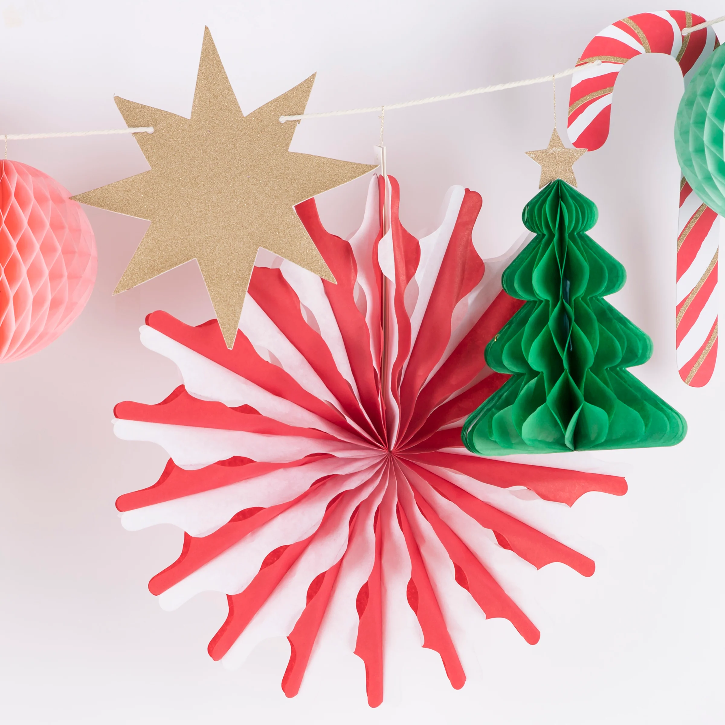 Christmas Honeycomb Garland - Image 4