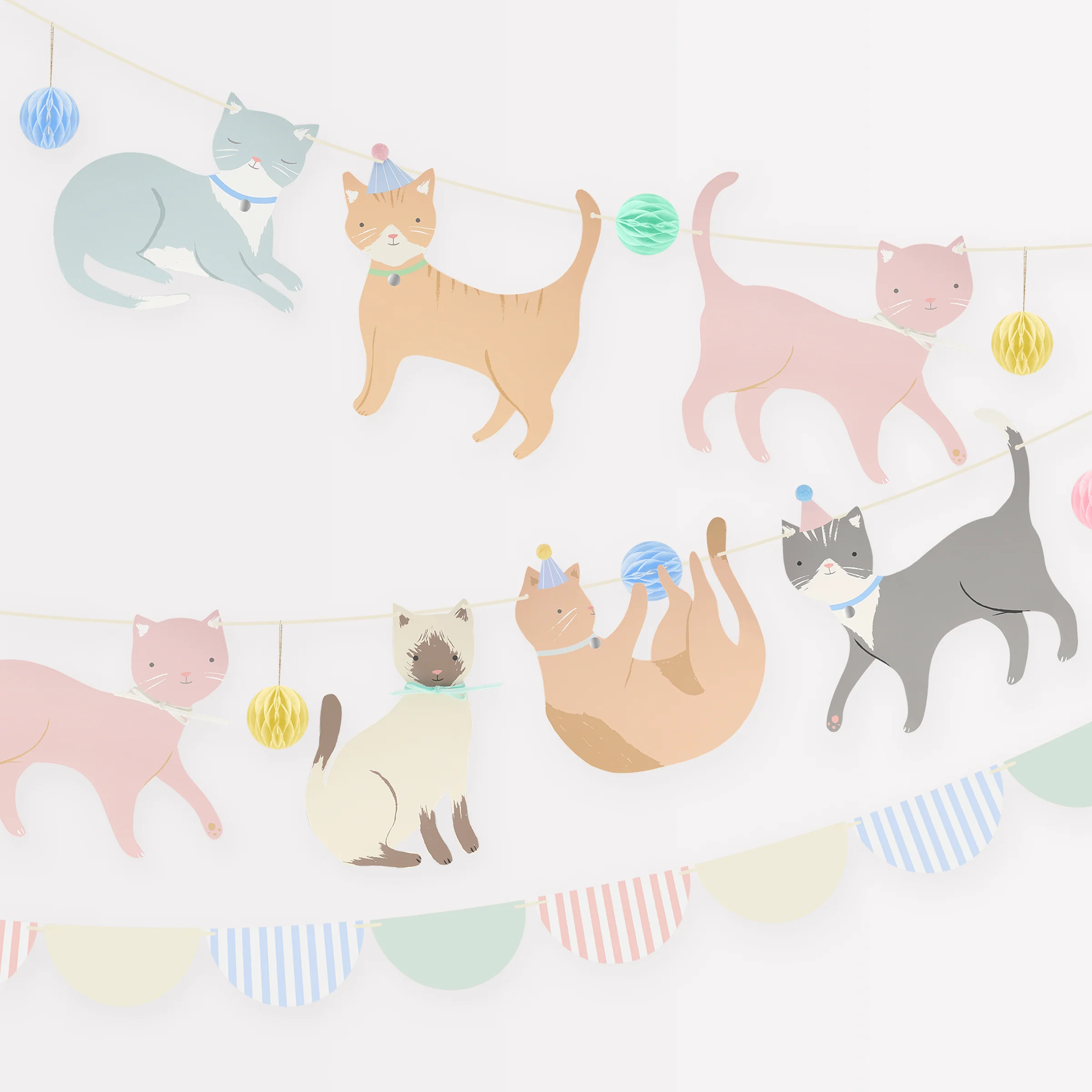 Cute Kittens Garland Set