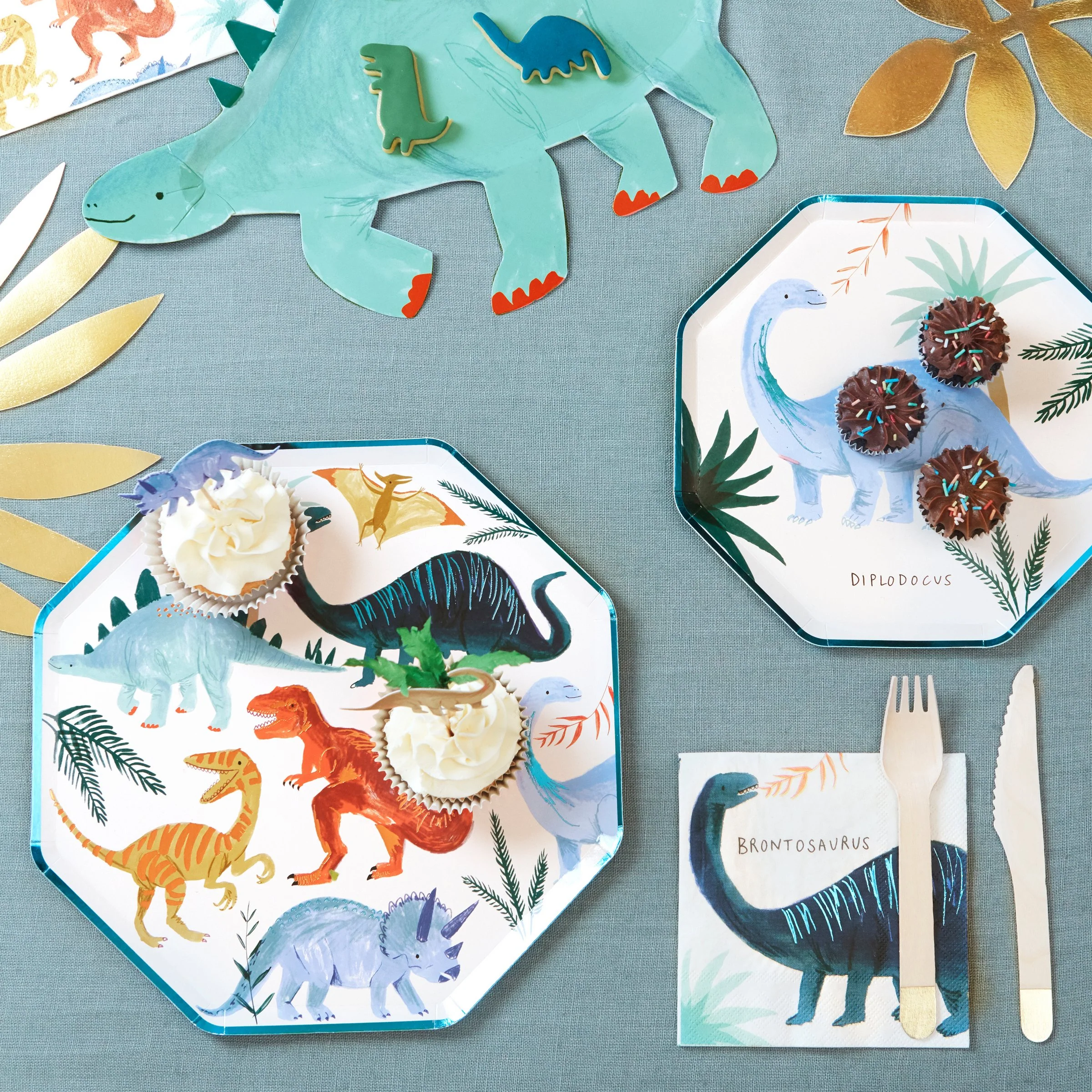 Dinosaur Kingdom Dinner Plates (x 8) - Image 3