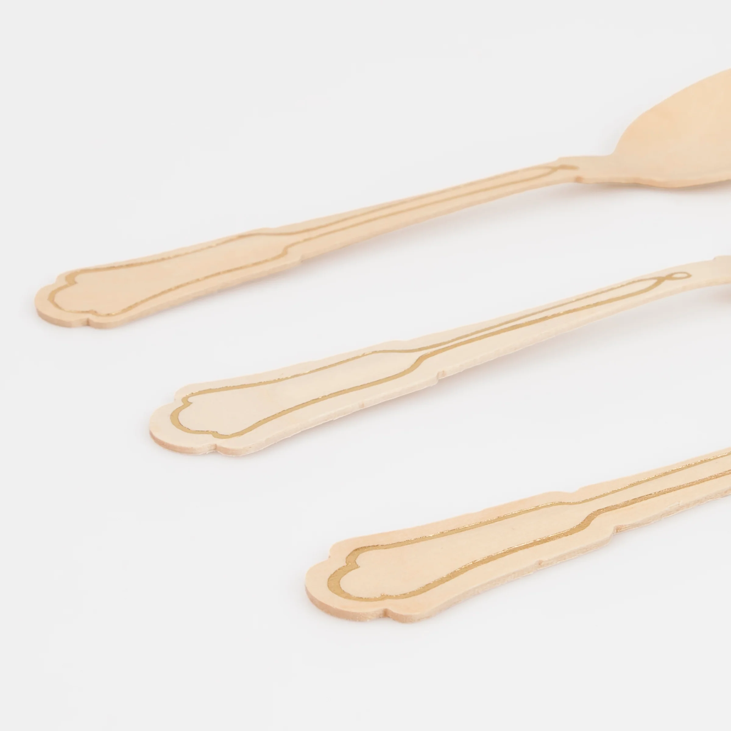 Elegant Gold Foil Detail Wooden Cutlery Set (x 24) - Image 4