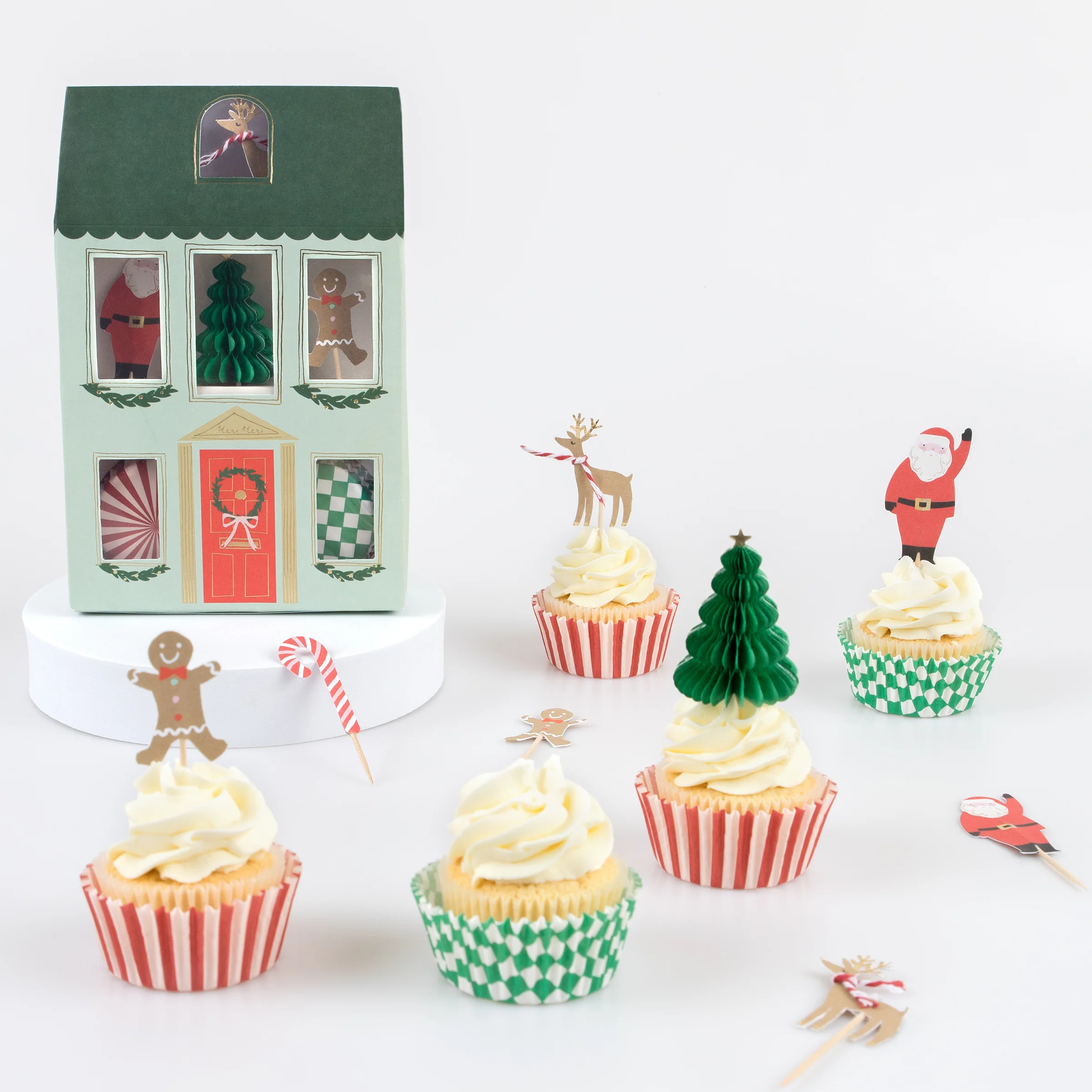 Festive House Cupcake Kit (x 24 toppers) - Image 4