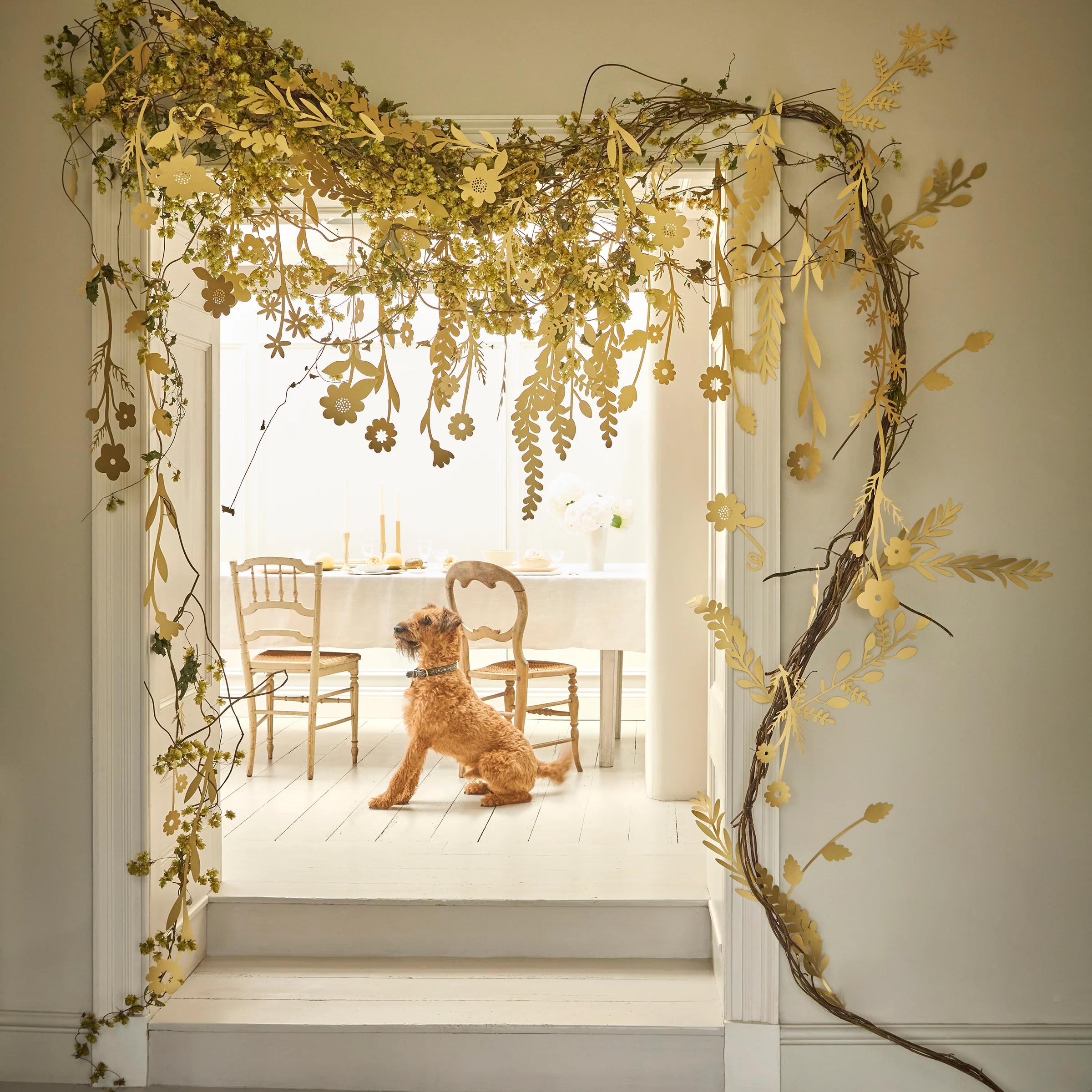 Gold Flower Backdrop - Image 2