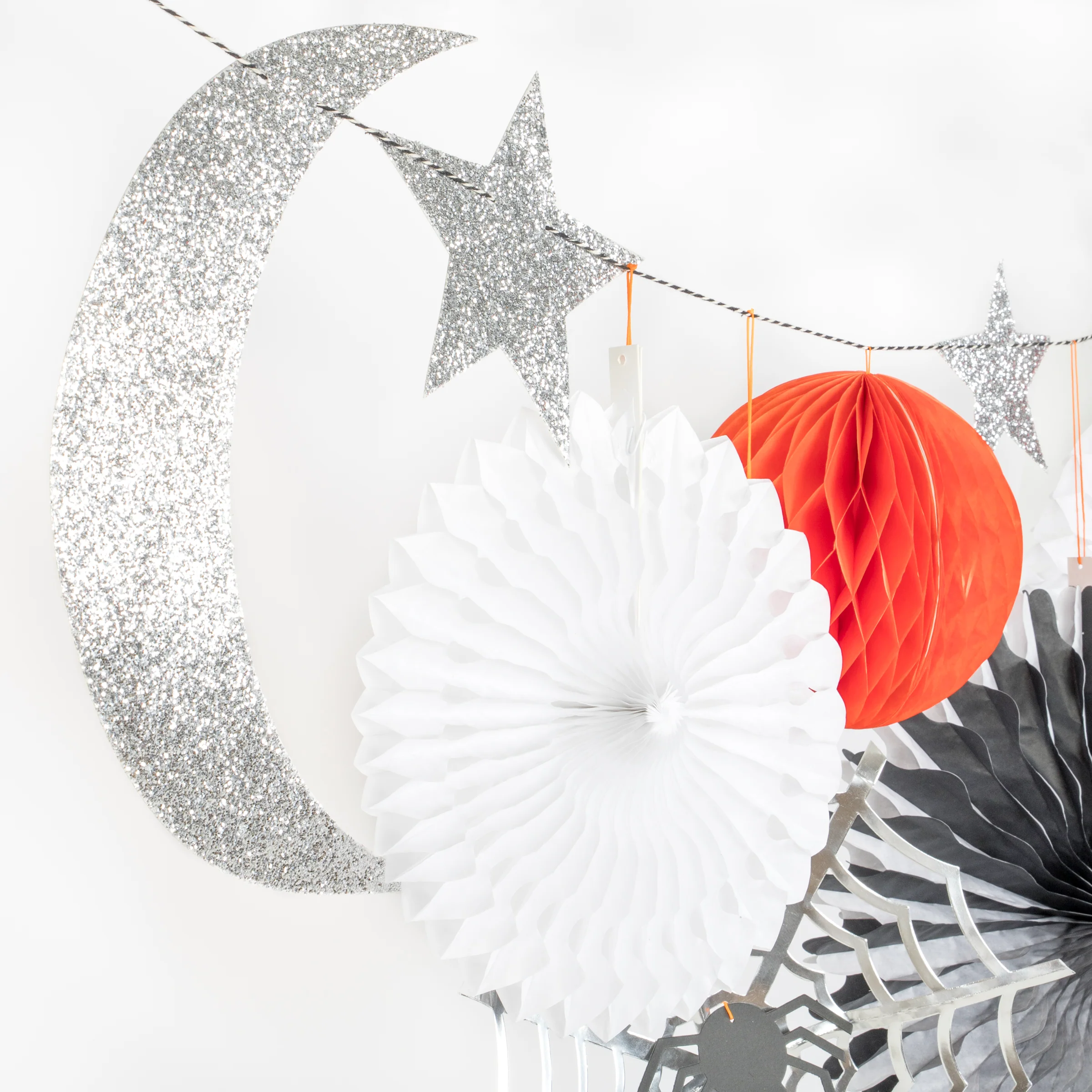 Halloween Honeycomb Shapes Garland - Image 4