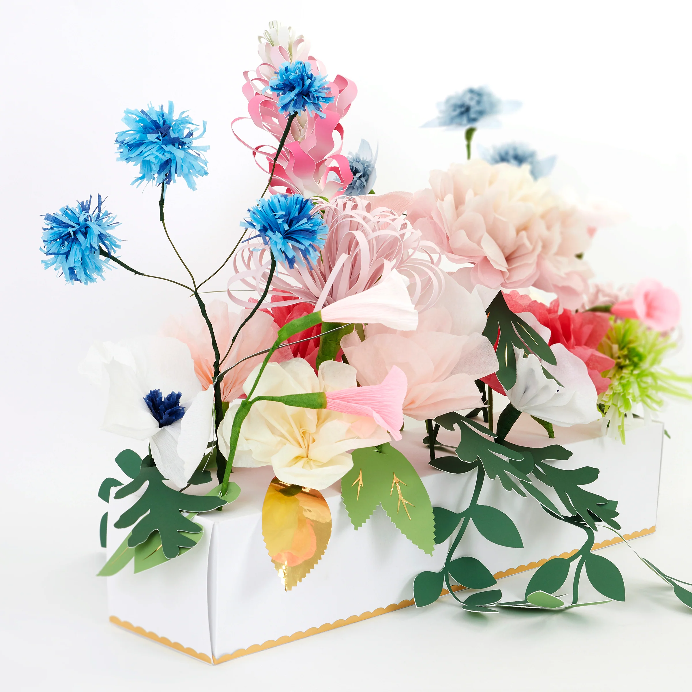 Hazel Gardiner Spring & Summer Table Centrepiece - Image 5