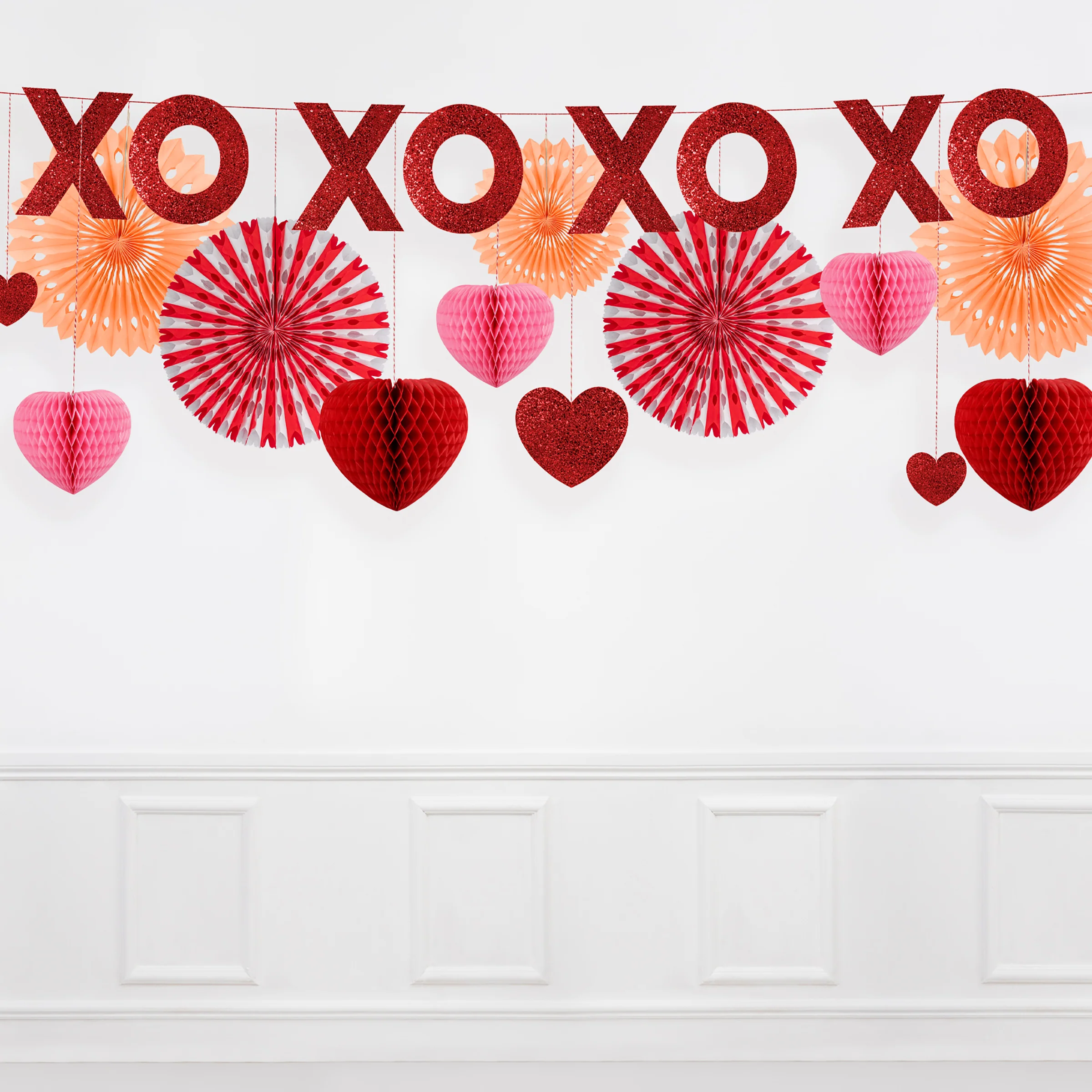 Honeycomb Hearts Garland - Image 6