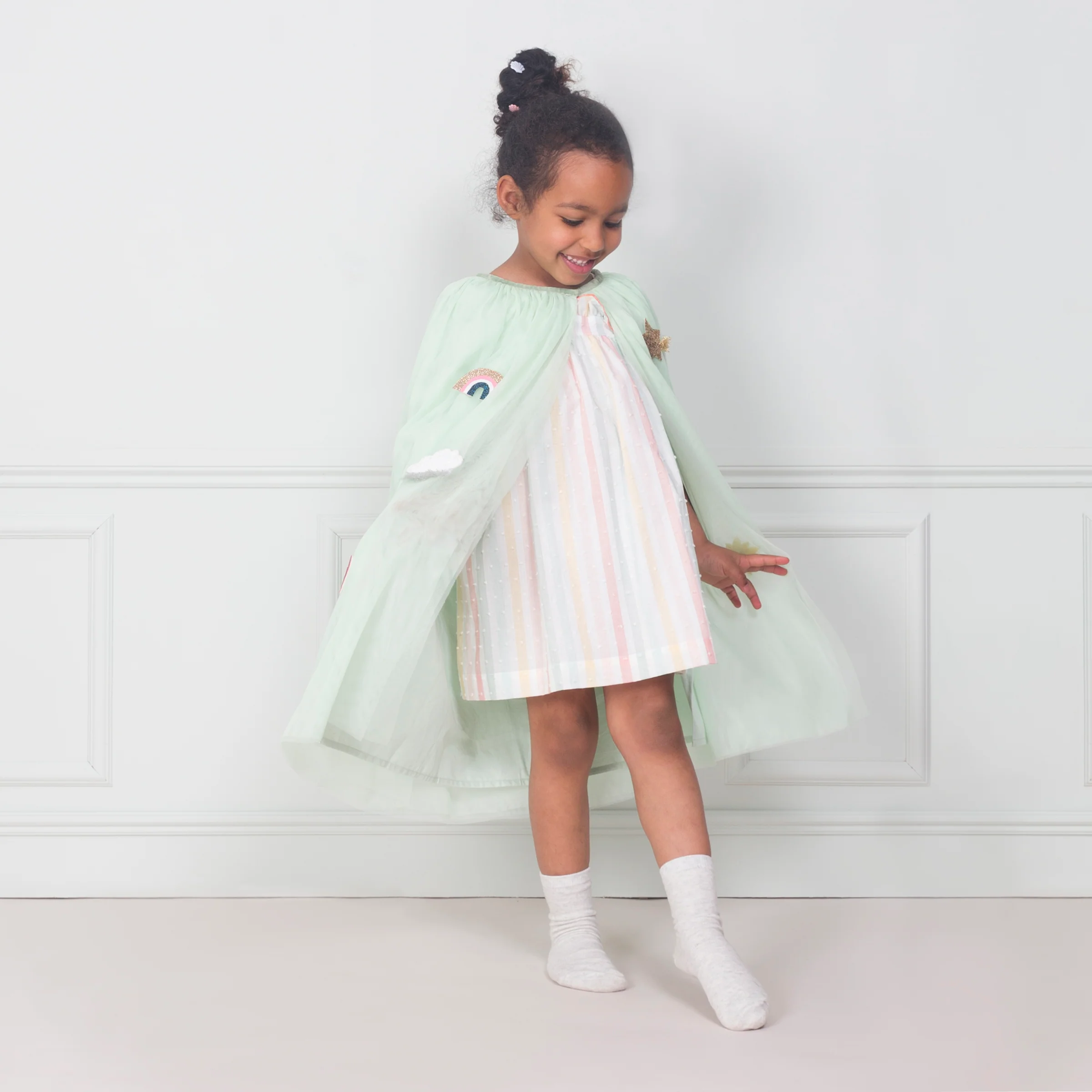 Icon Cape & Wand - Image 3