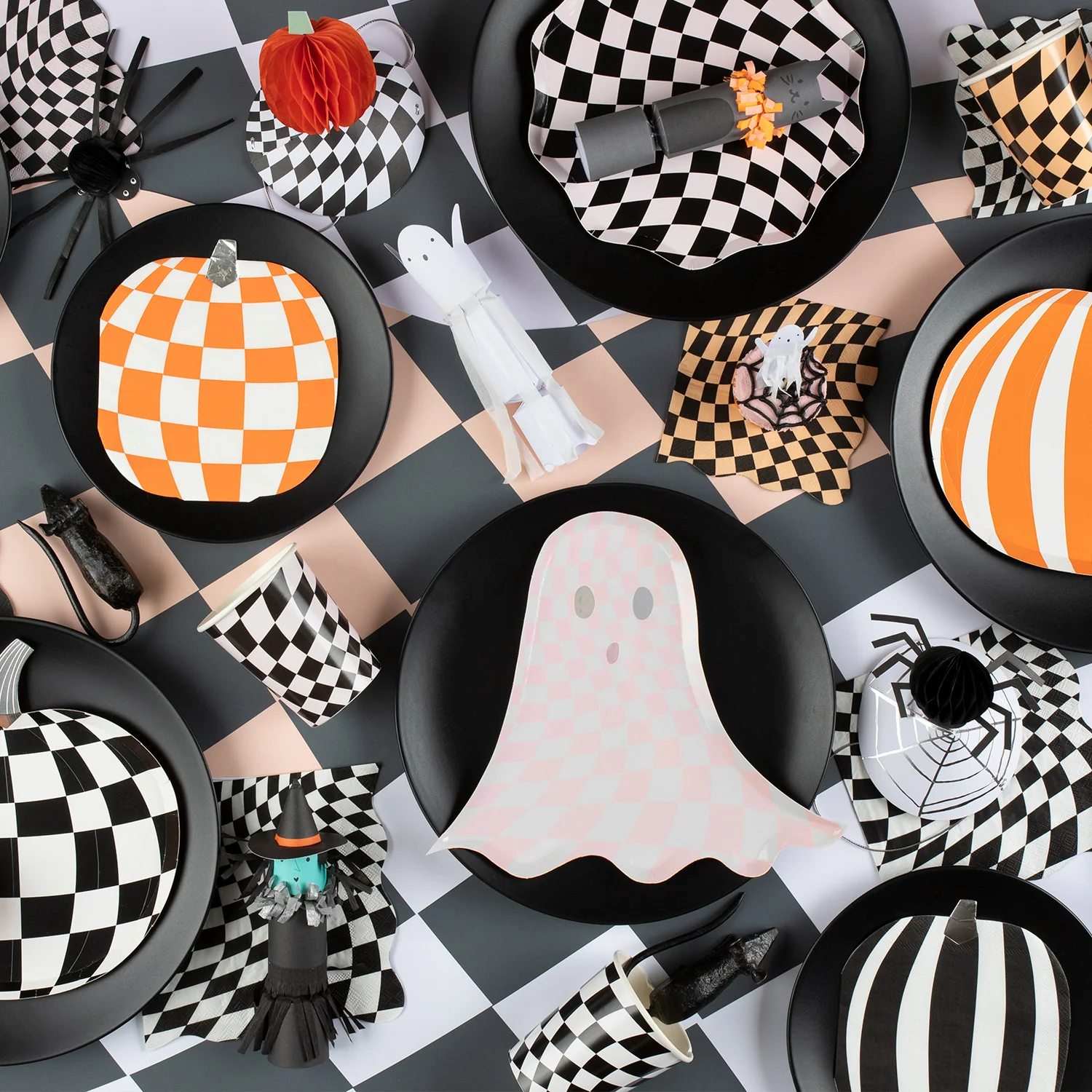 Mod Pattern Pumpkin Plates (x 8) - Image 2