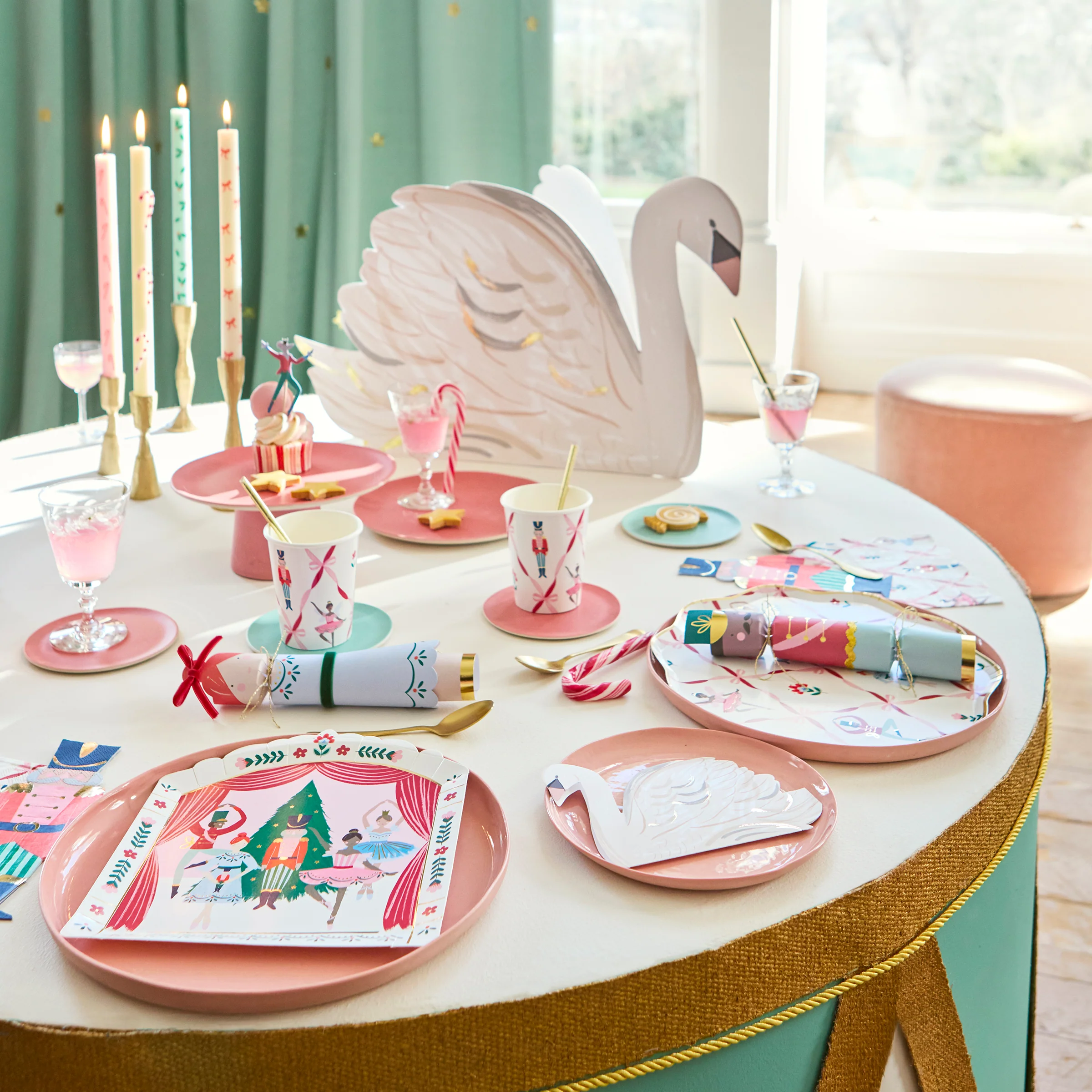 Nutcracker Ballet No-Snap Crackers (x 6) - Image 3