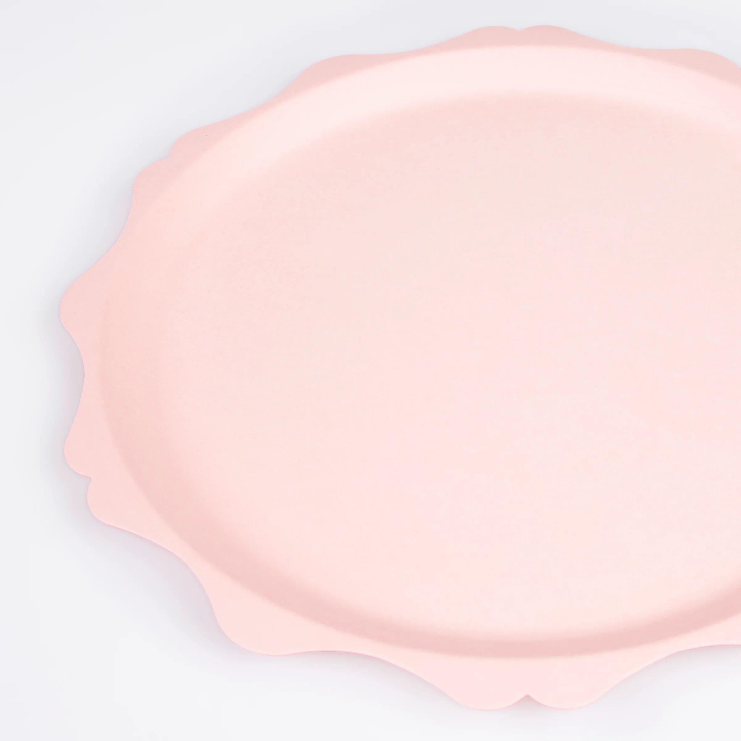 Pink Decorative Edge Compostable Dinner Plates (x 8) - Image 3