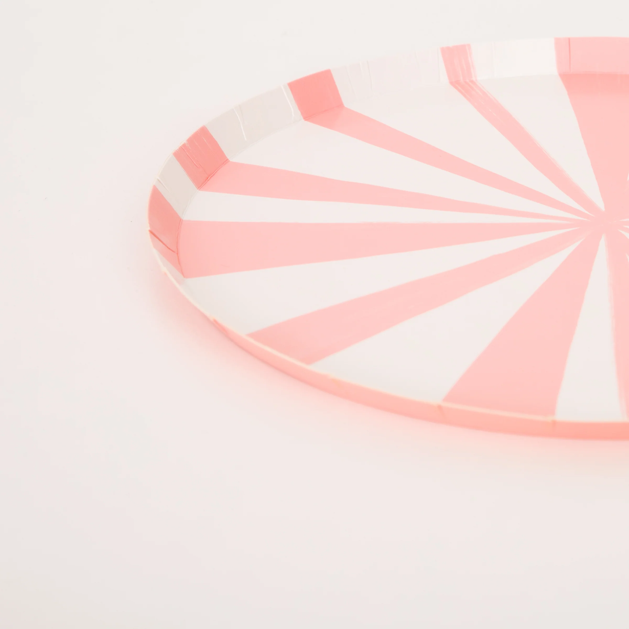 Pink Stripe Dinner Plates (x 8) - Image 3