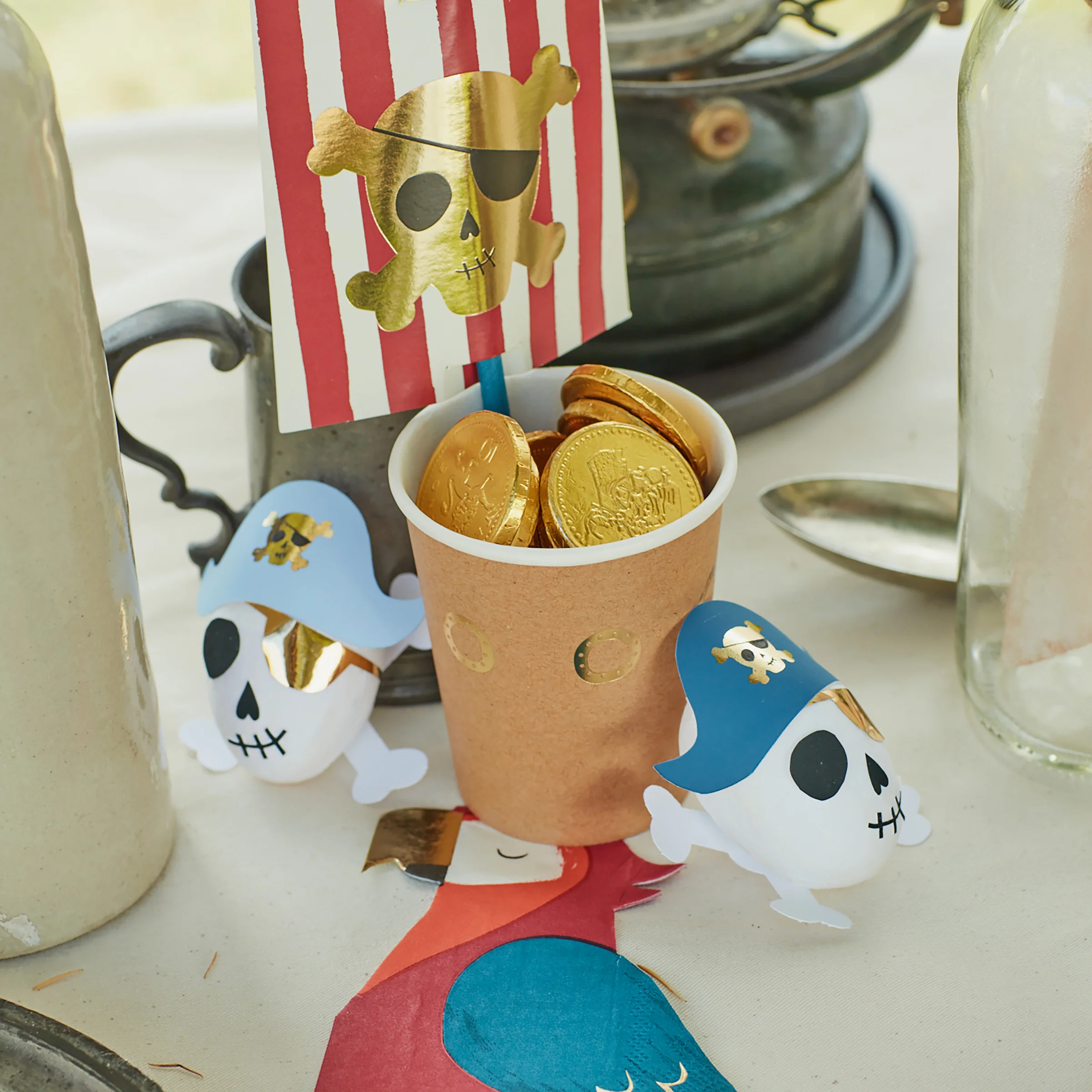 Pirate Skulls Surprise Balls (x 3) - Image 2