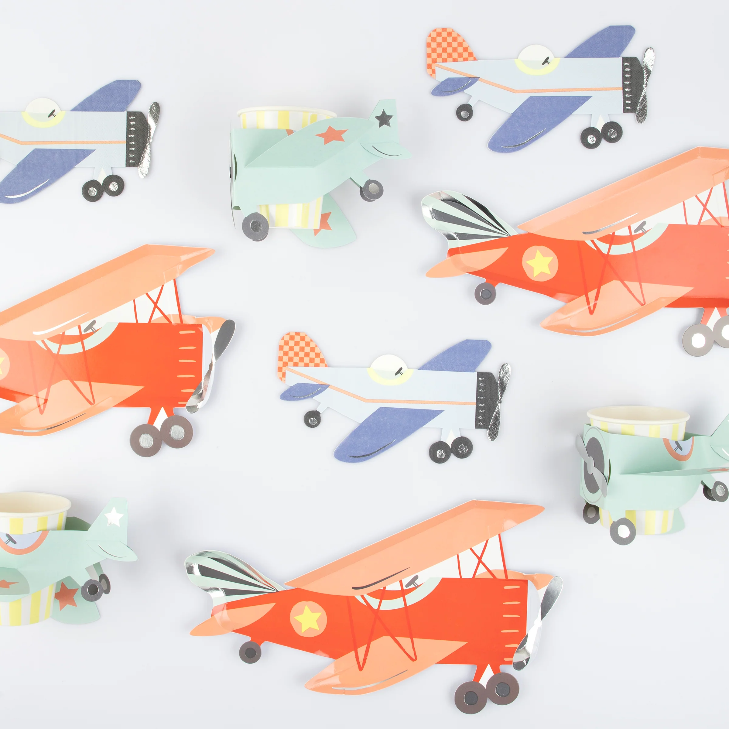 Plane Cups (x 8) - Image 4