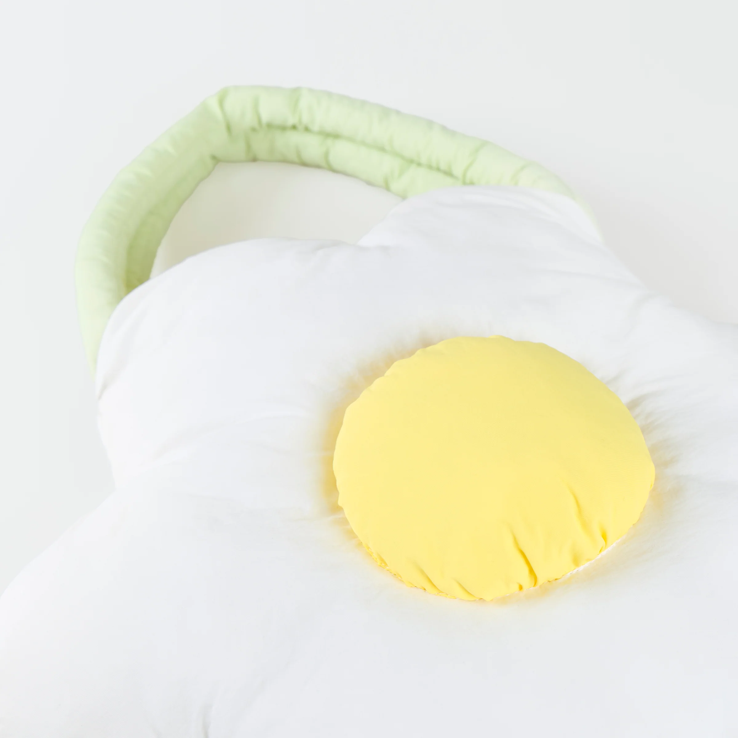 Puffy Daisy Bag - Image 3