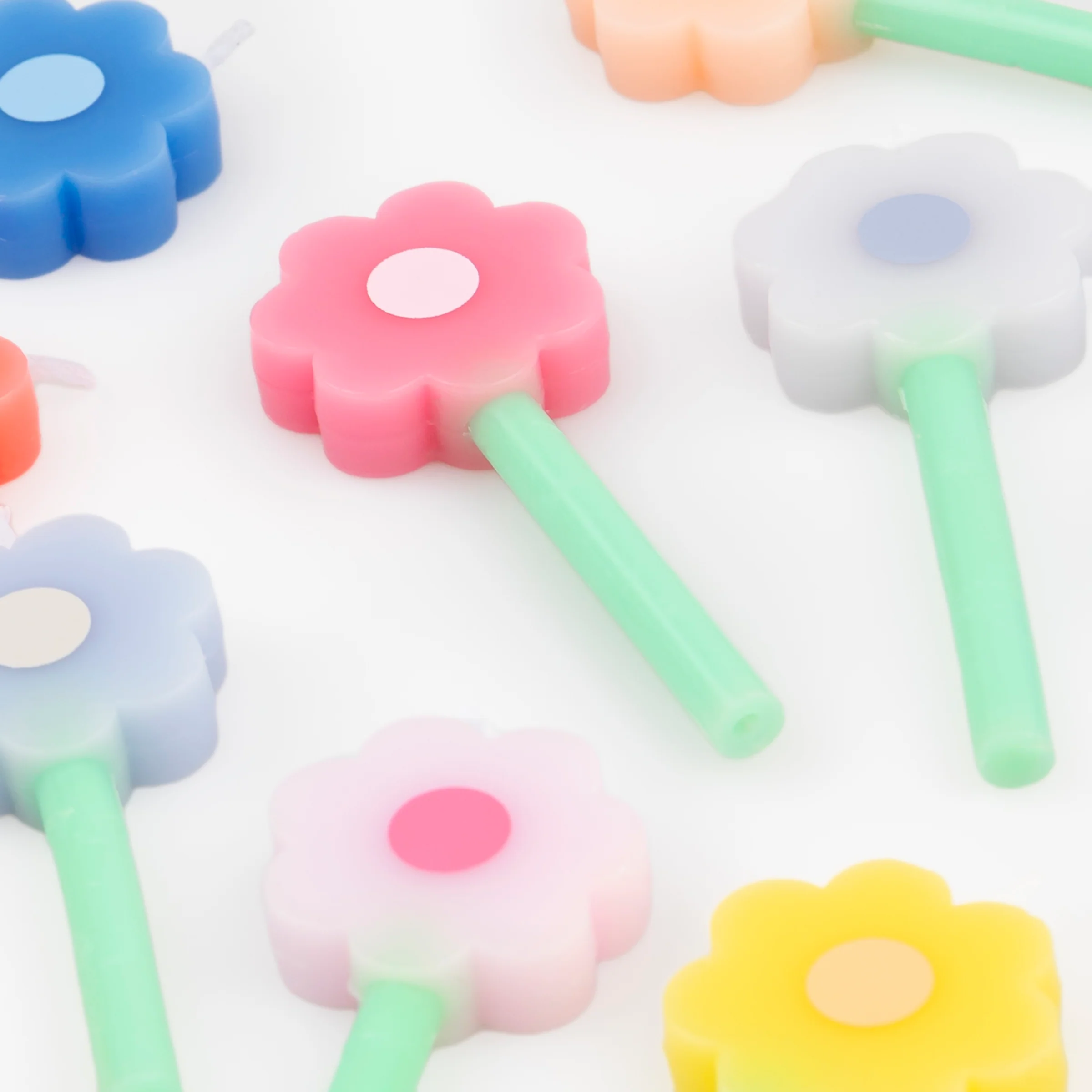 Rainbow Daisy Candles (x 12) - Image 3