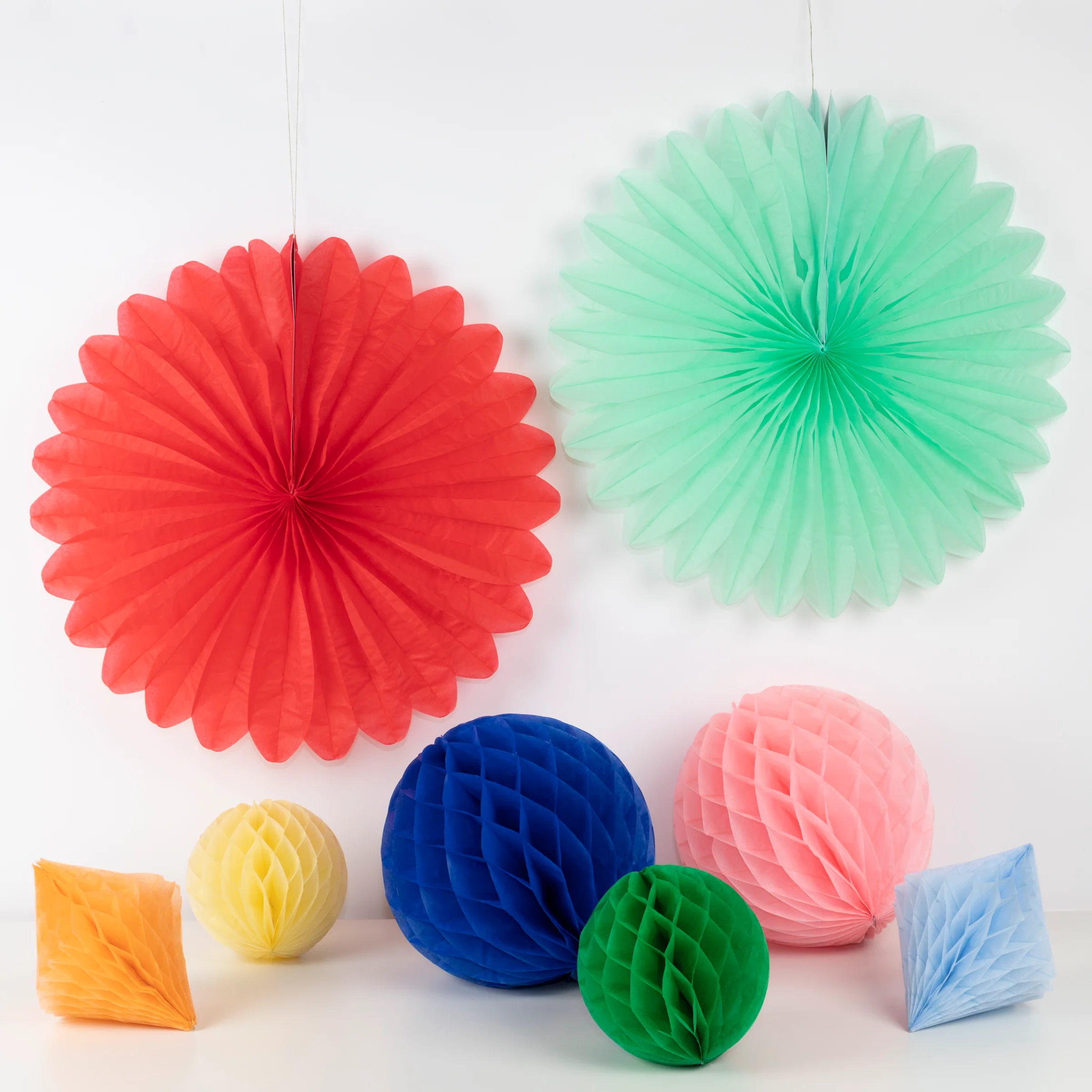 Rainbow Honeycomb Decoration Kit (x 16) - Image 2