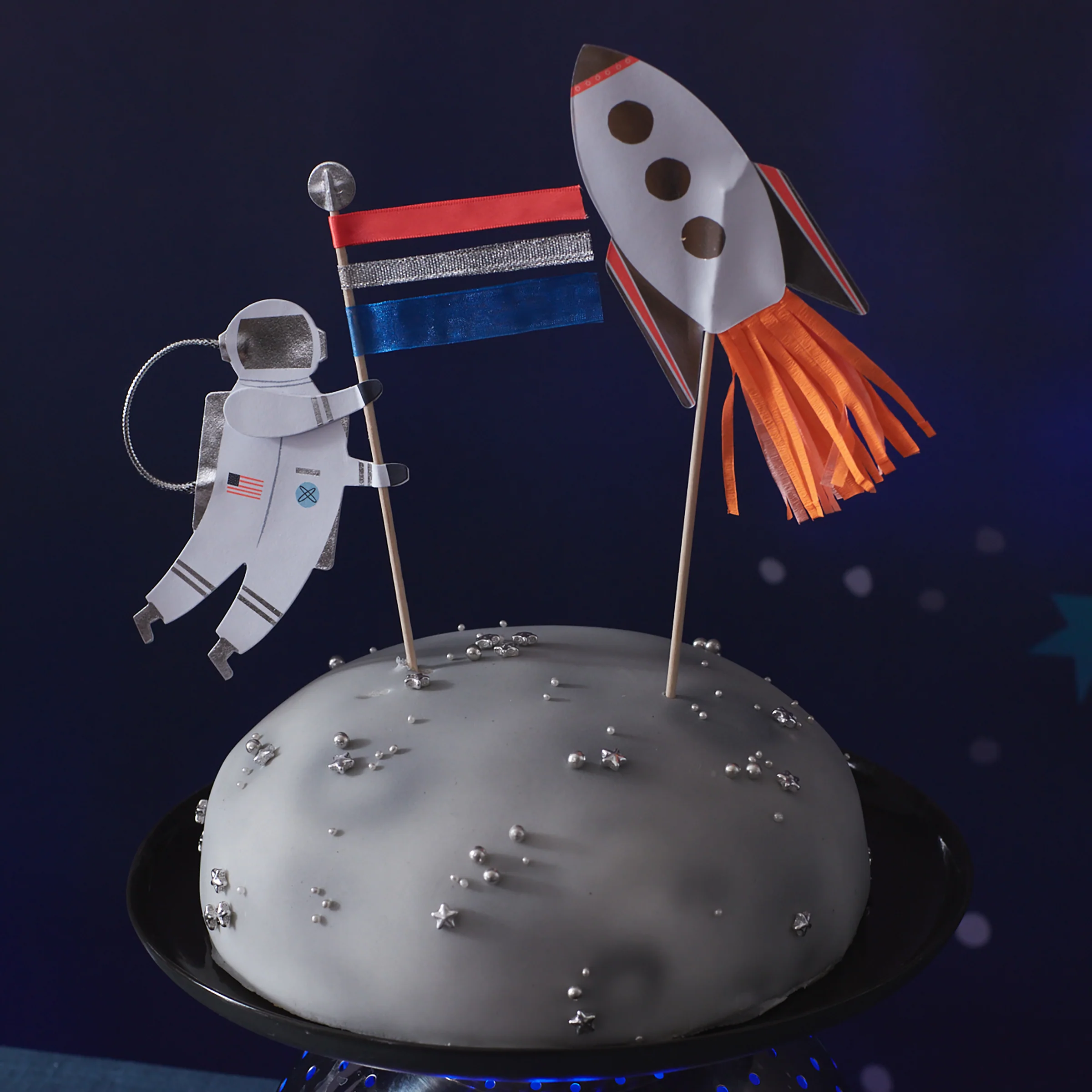 Space Cake Toppers (x 2) - Image 2