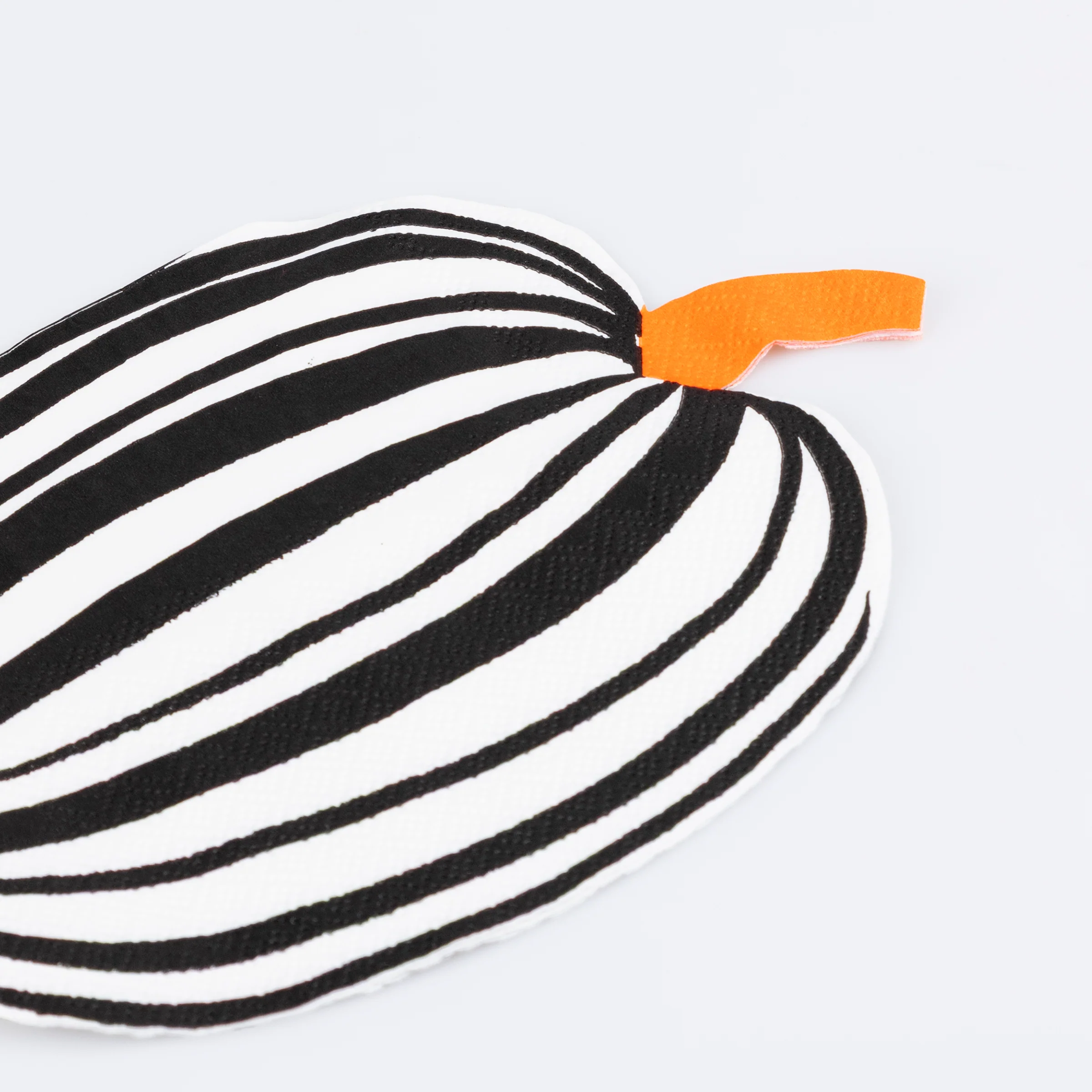 Stripe Pumpkin Napkins (x 16) - Image 3