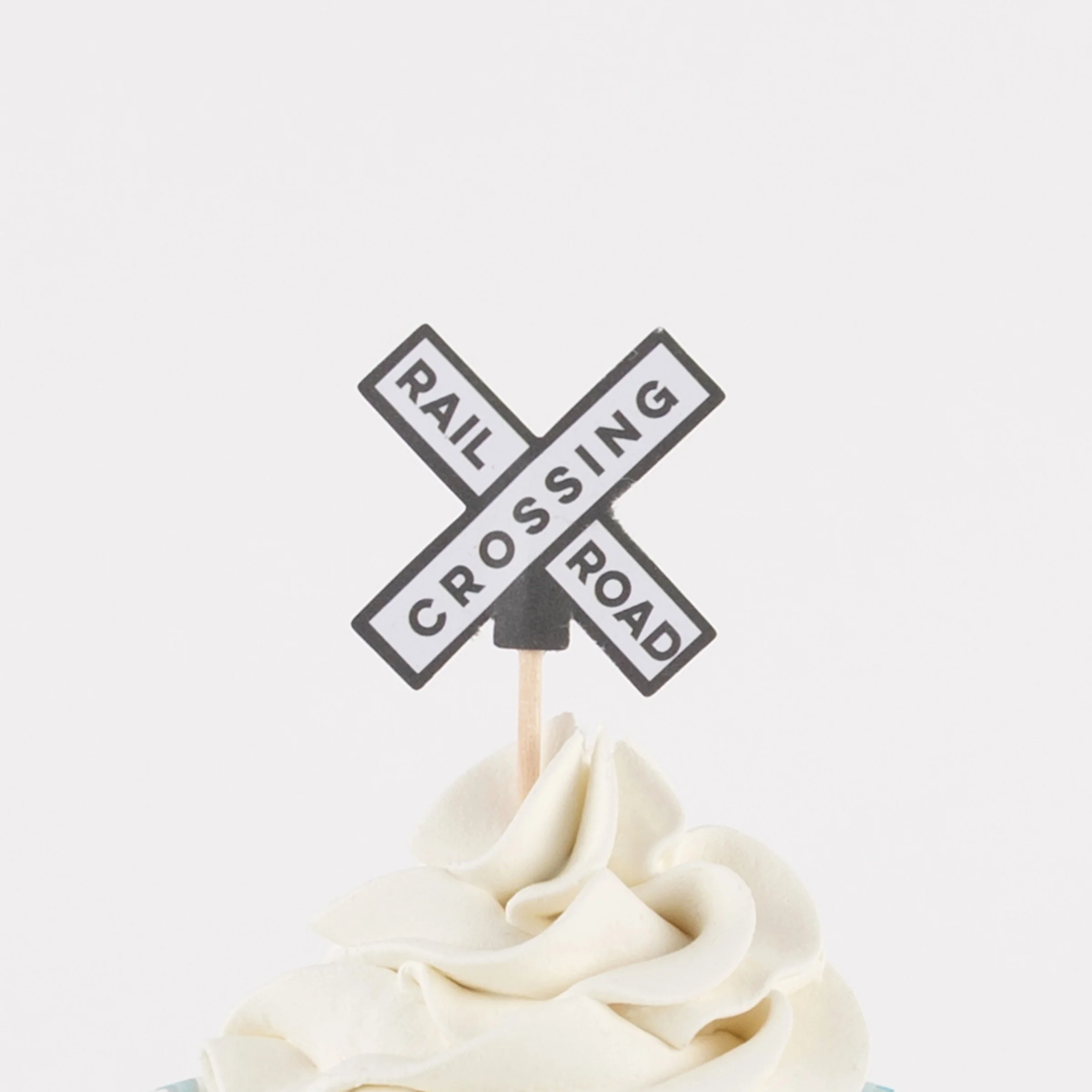 Train Cupcake Kit (x 24 toppers) - Image 7