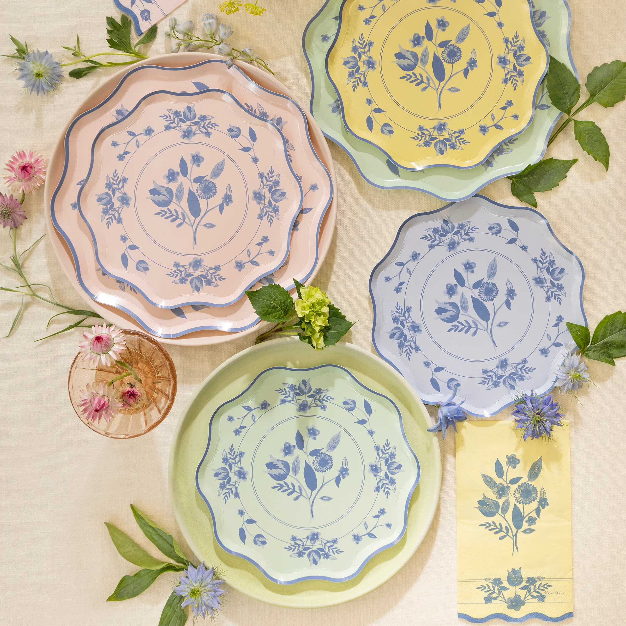 Vintage Botanical Dinner Plates (x 8) - Image 2
