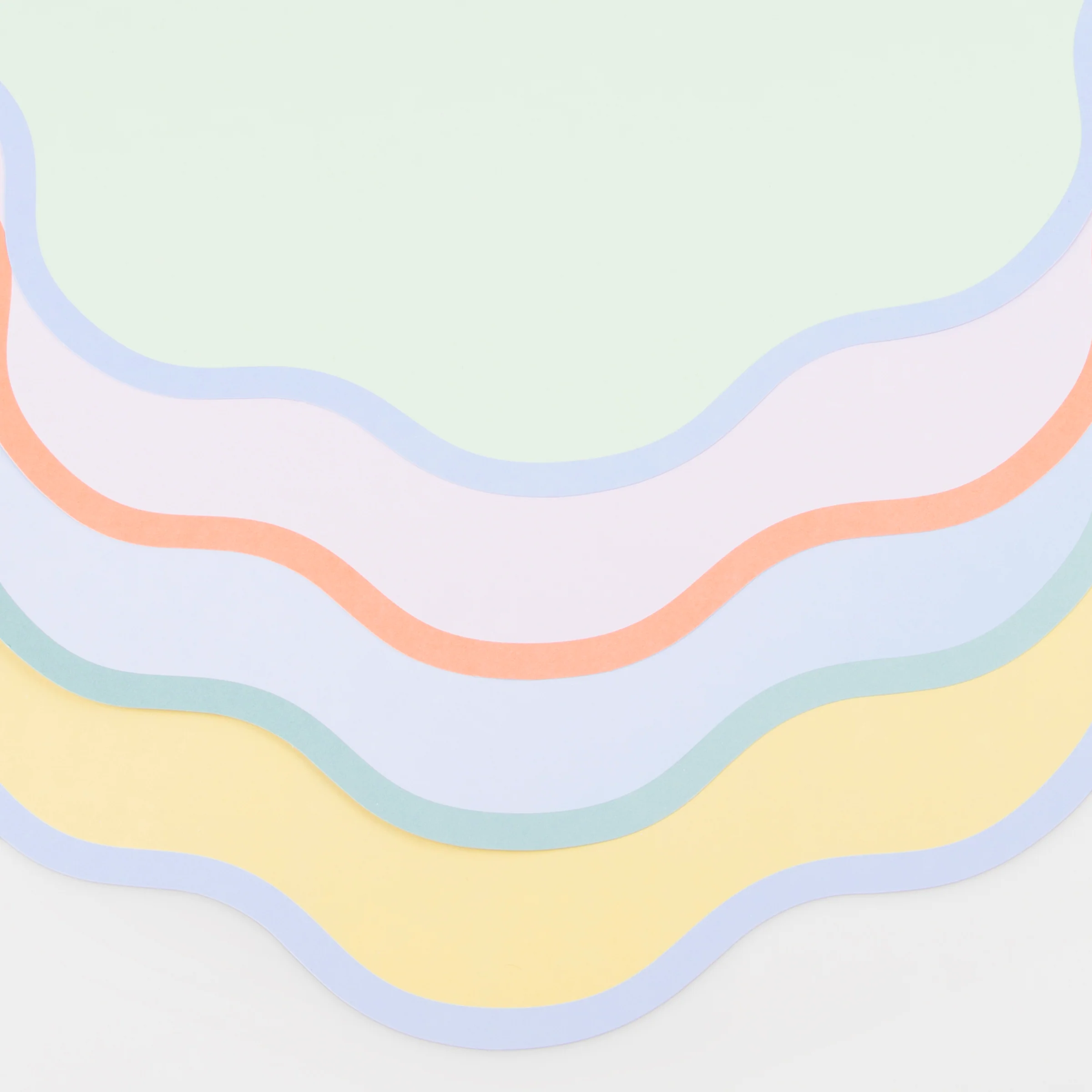 Wavy Round Paper Placemats (x 12) - Image 5