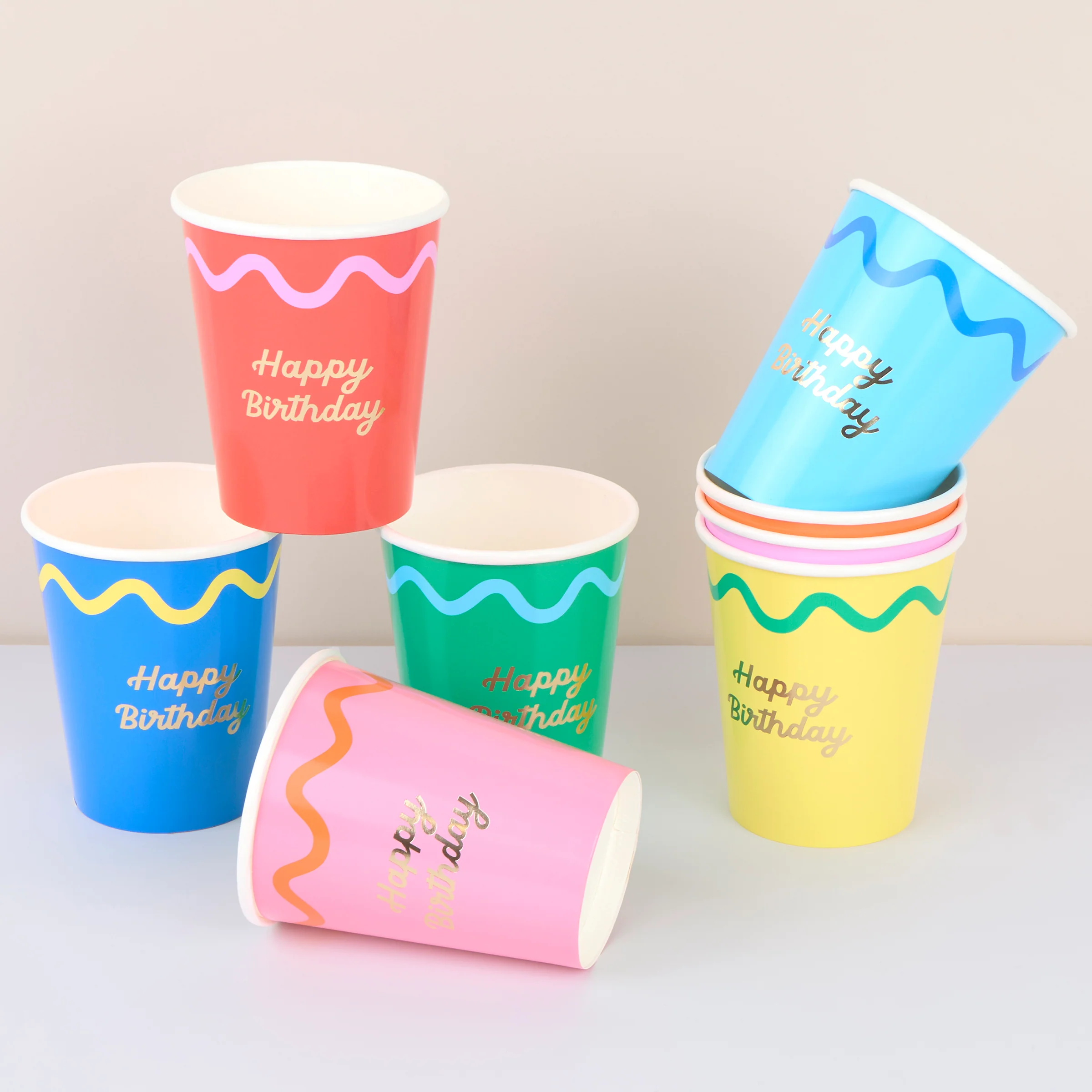 Wiggle Edge Cups (x 8)